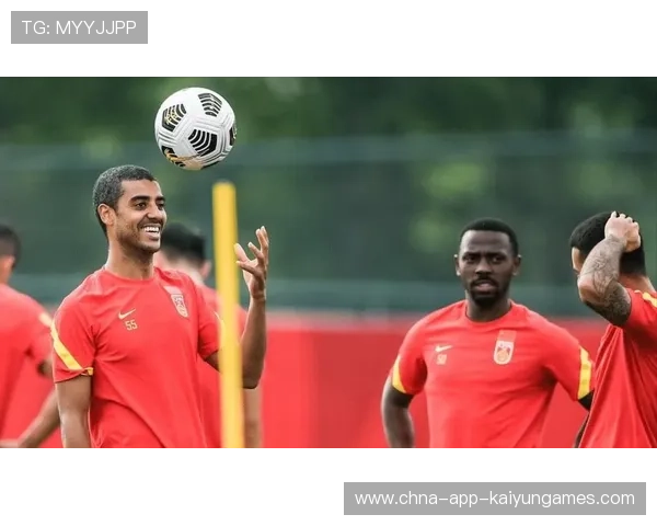 波尔图研究哈兰德式铁头怪——探索足球世界的“空中霸主”