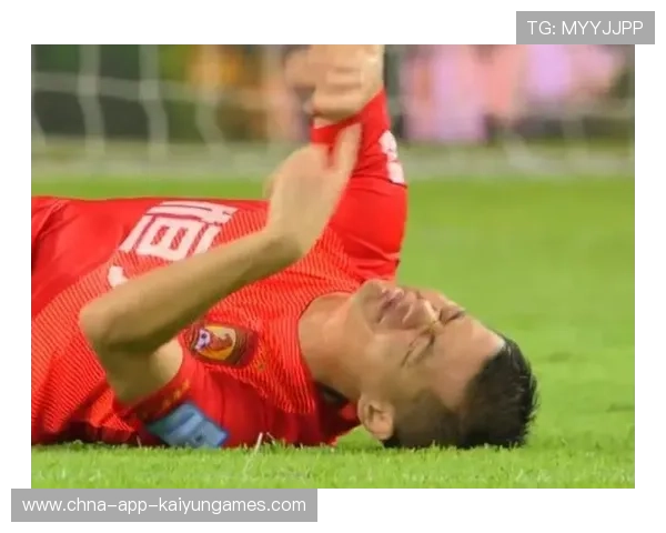 中国足球主力球员伤后复出与状态恢复路径记录，国足球员明天受伤