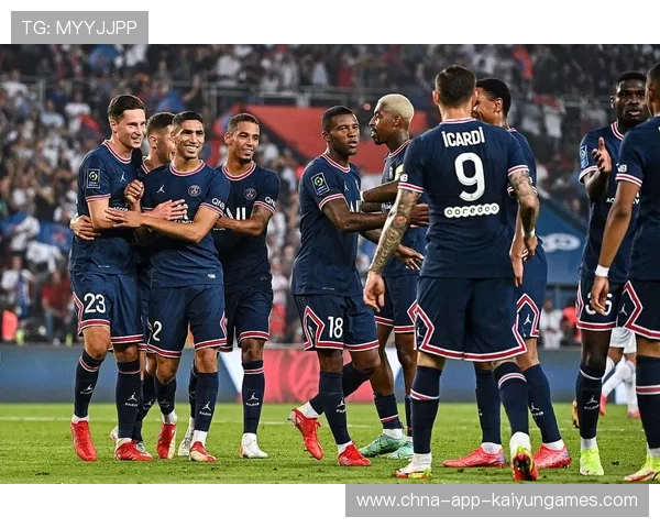 欧洲足球联赛冠军争夺陷入白热化，各队争分夺秒，欧洲足球俱乐部冠军联赛