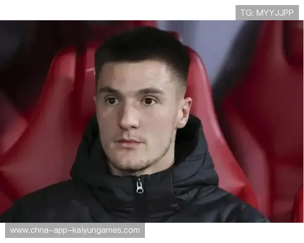 曼联新星谢什科闪亮登场,未来之路愈发光明 曼联新星谢什科闪亮登场,未来之路愈发光明